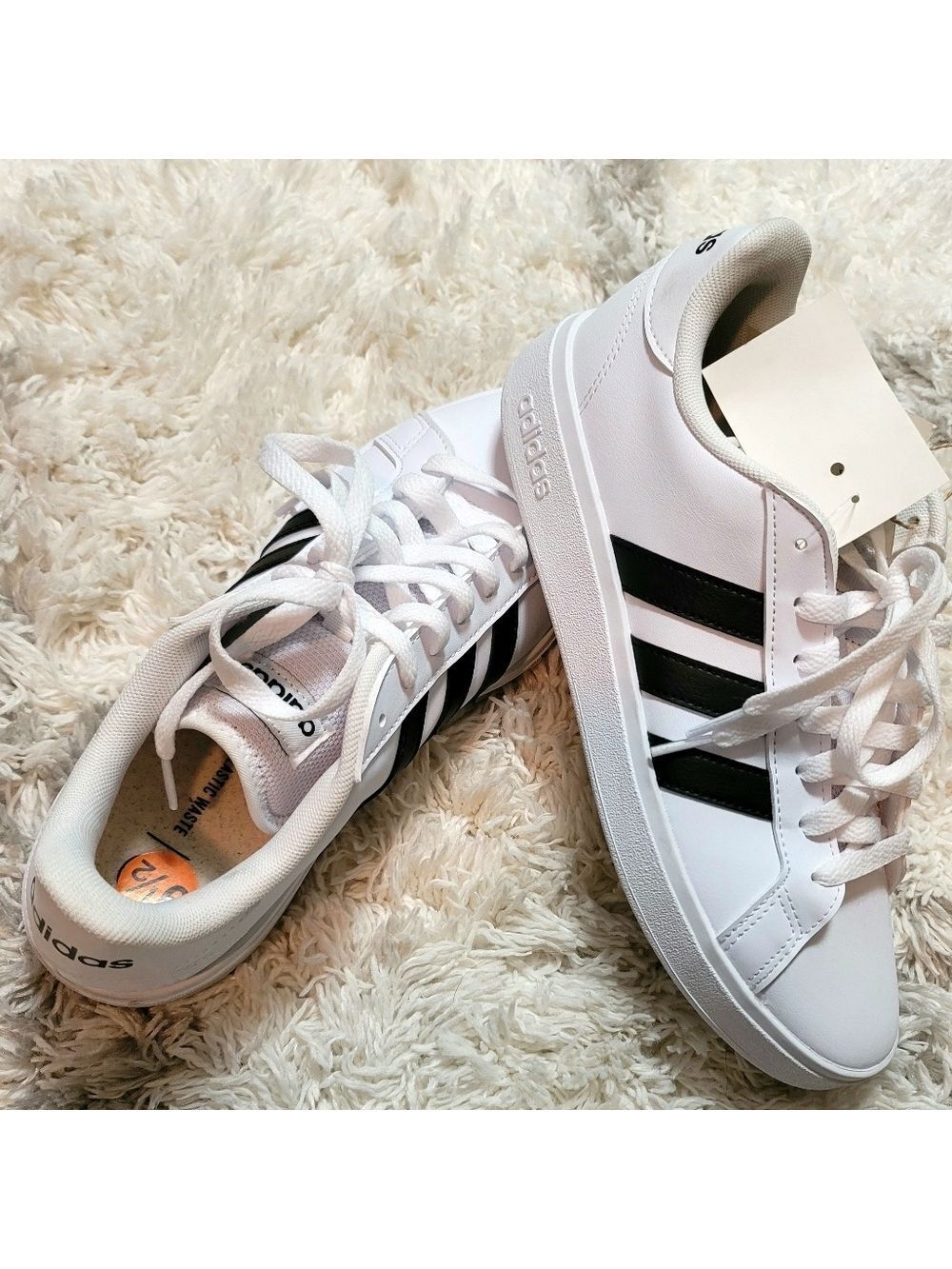 NWT Adidas Grand Court Base 2 Tennis Sneakers Size 9.5